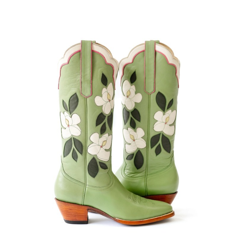Embroidery Design - Embroidery Flowers Pointed Toe PU Leathe
