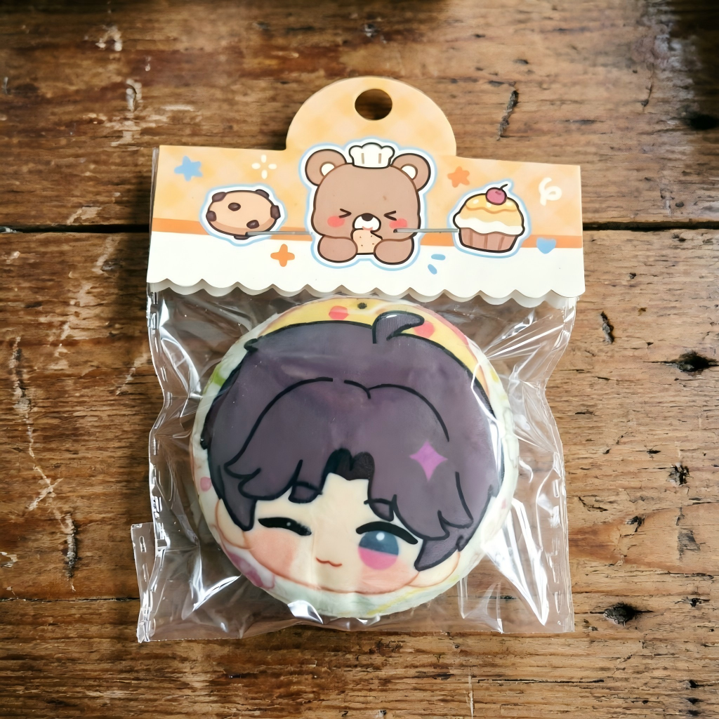 Love and Deepspace Can Badges  - Embroidery Love ulasan dan harga