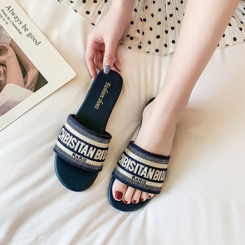 Women's Fashion Flat Slippers  - Embroidery Letter ulasan dan harga