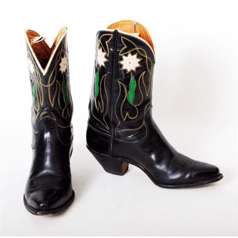 PU Leather Embroidery Pointed  - Embroidery Design ulasan dan harga