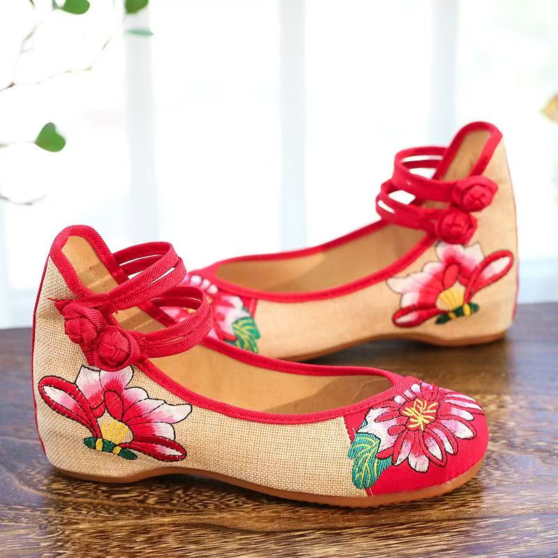 Woman Wedges Embroidered Cloth - Embroidery Style ulasan dan harga